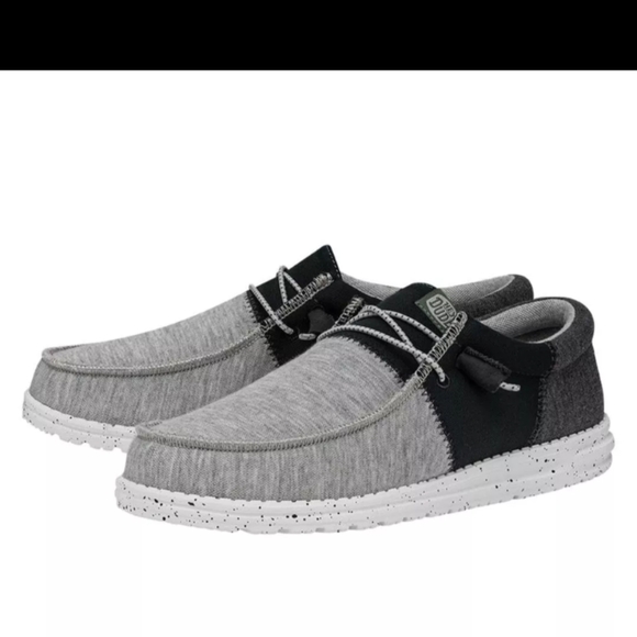 NEW Hey Dude shoes - Picture 4 of 6